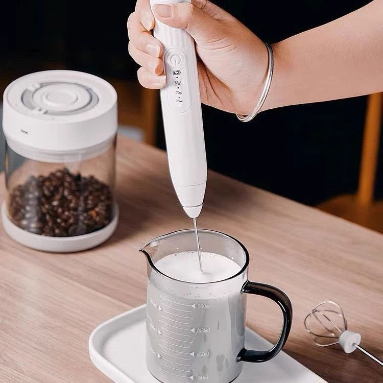 Mixer Elétrico 2 em 1 para Café, Leite e Ovos