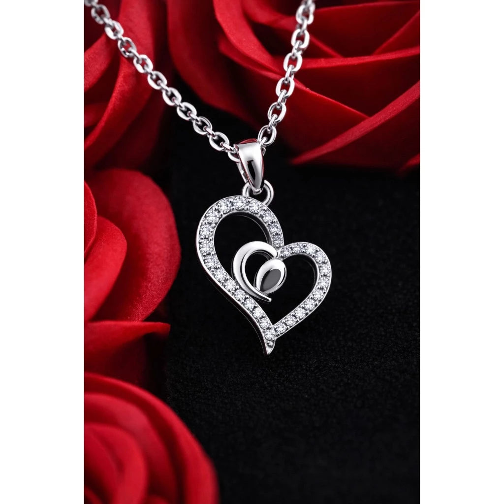 Surpreenda no Dia das Mães com Rosas + Colar
