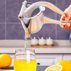 FreshPress® – Espremedor de Frutas Manual Multifuncional, Prático e Fácil de Usar - Entrega Grátis