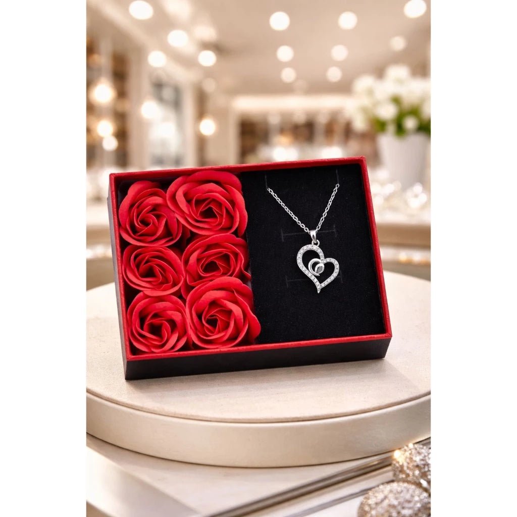Surpreenda no Dia das Mães com Rosas + Colar comprar Surpreenda no Dia das Mães com Rosas + Colar original Vovó Lúcia